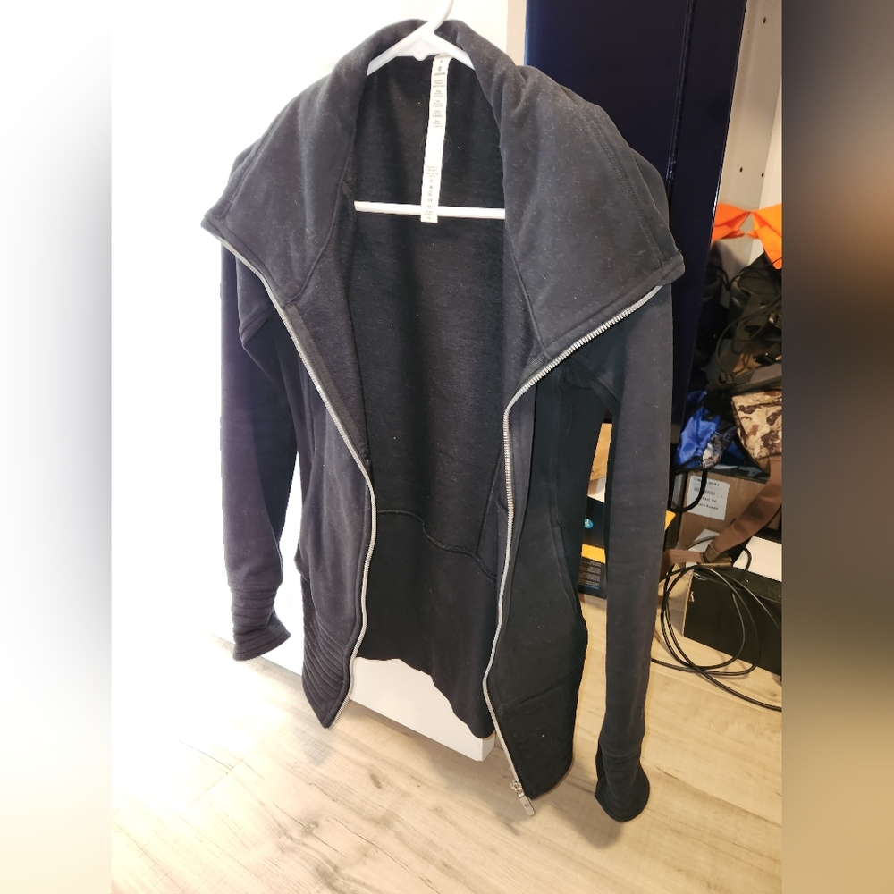 Lululemon jacket